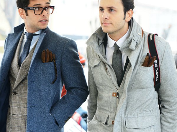 Перчатки в нагрудном кармане (4)