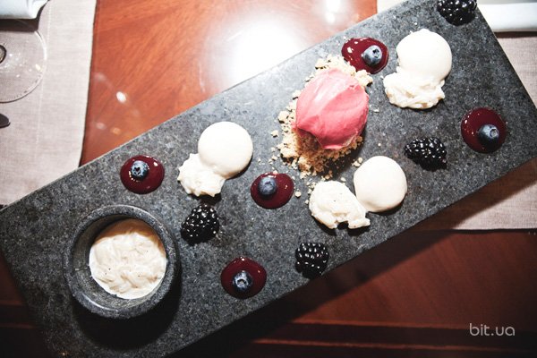 Новое меню: выбор редакции - 10 весенних блюд в Fairmont Grand Hotel