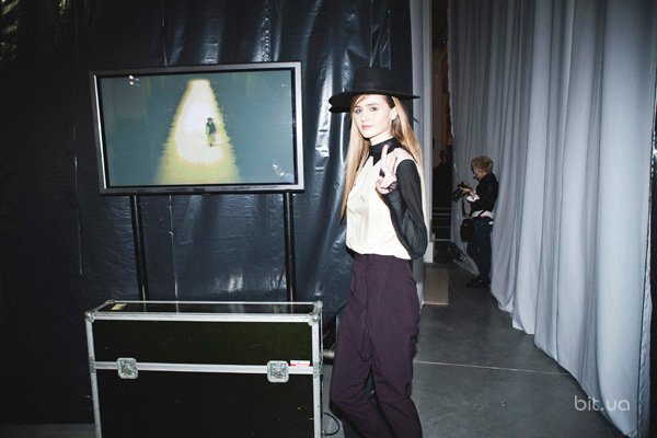 Backstage показа  Elena BURENINA осень-зима 2013-2014