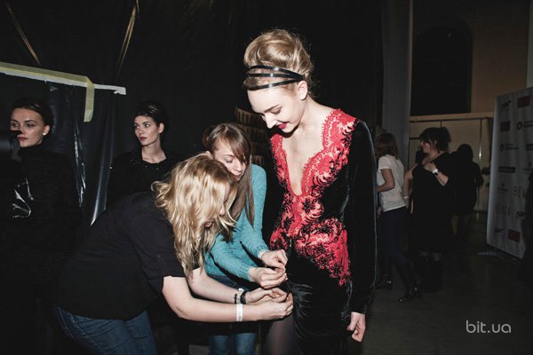 Backstage показа Julia AYSINA осень-зима 2013-2014
