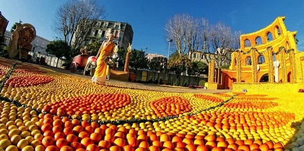 80 дней вокруг света и цитруса: Фестиваль лимонов во французском Ментоне