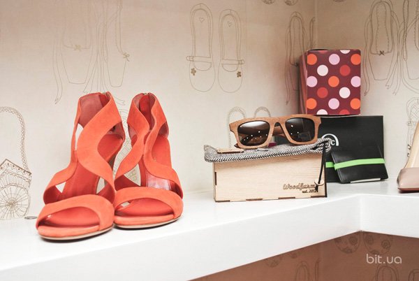 Shopping-точка: шоу-рум Shopaholic