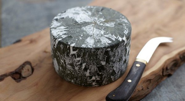5 сыров, которые обязательно стоит попробовать - сыры Англии: чеддер, чешир, стилтон, ярг и каэрфилли