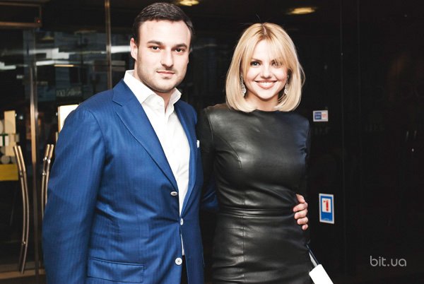 День рождения торгового центра Mandarin Plaza