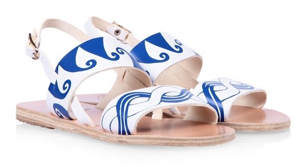 Выбор редакции: 25 трендовых сандалей лета