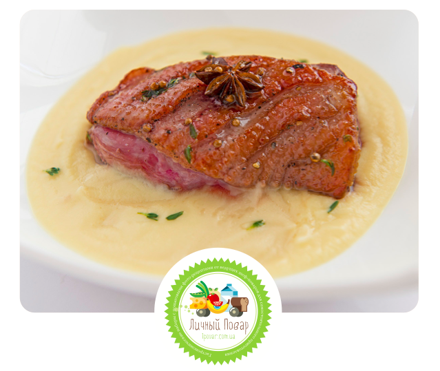 Пошаговые рецепты от "Личного повара": утиная грудка с яблочным пюре