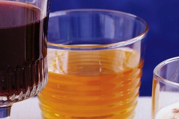 Покрепче: 10 коктейлей с коньяком и бренди