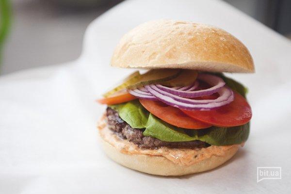 Новое заведение: настоящие бургеры в стиле loft - Star Burger