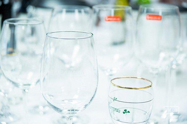 Как выбирать бокалы для вина
