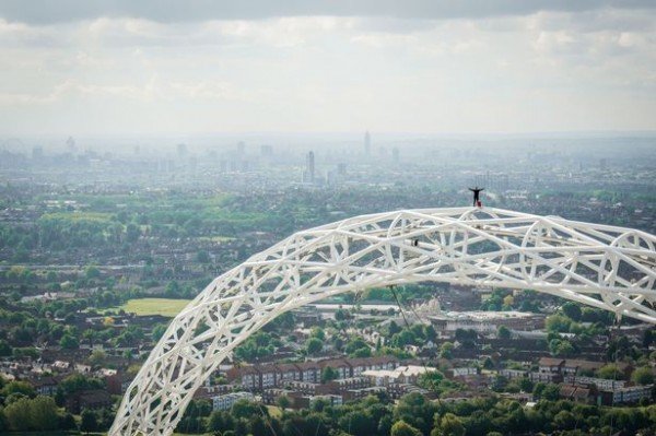 James-Kingston-climbs-the-Wembley-Arch