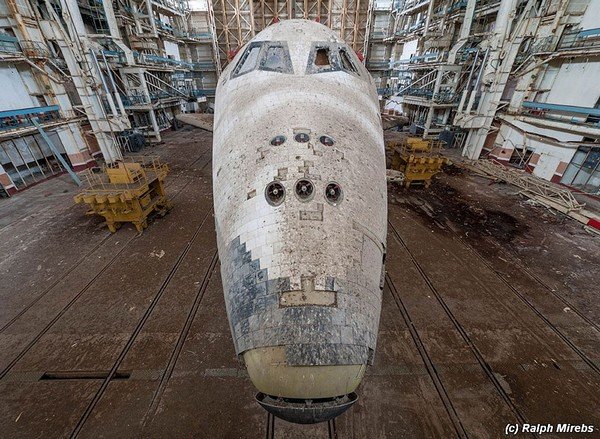 abandoned-soviet-space-shuttle-hangar-buran-baikonur-cosmodrome-kazakhstan-ralph-mirebs-23