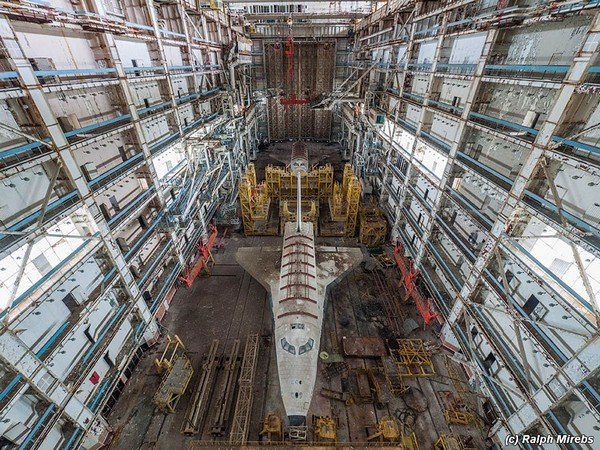 abandoned-soviet-space-shuttle-hangar-buran-baikonur-cosmodrome-kazakhstan-ralph-mirebs-4