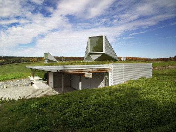 sustainable-architecture-house-InCanada