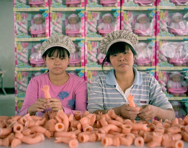 17-toy-factory-portraits