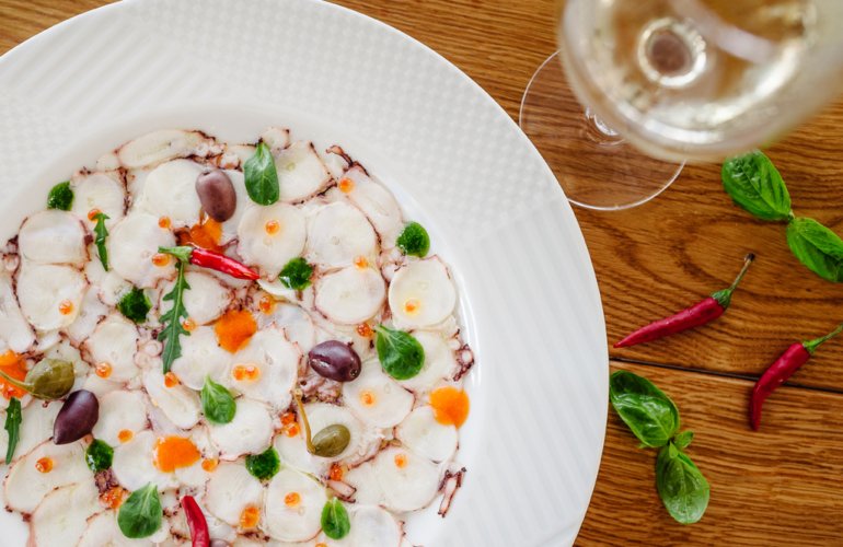 Карпаччо из осьминога