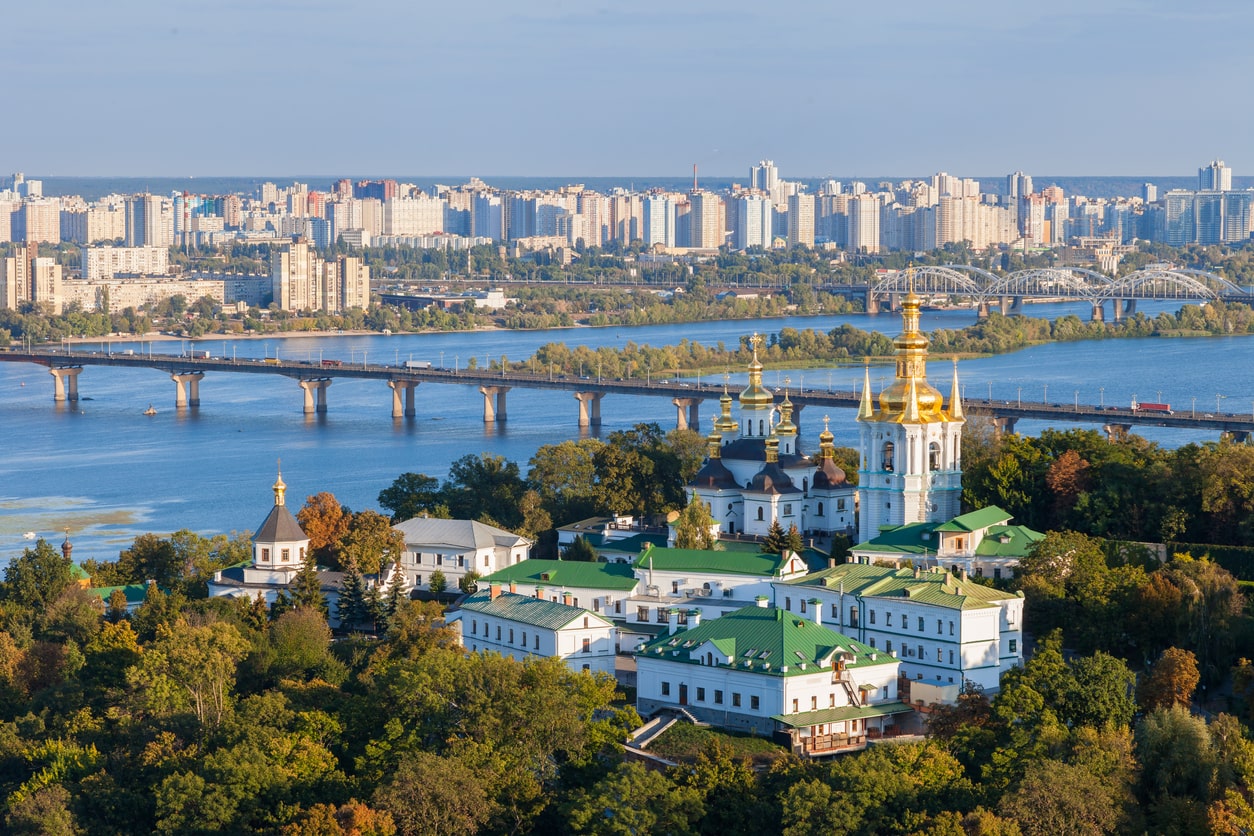левый берег Киева